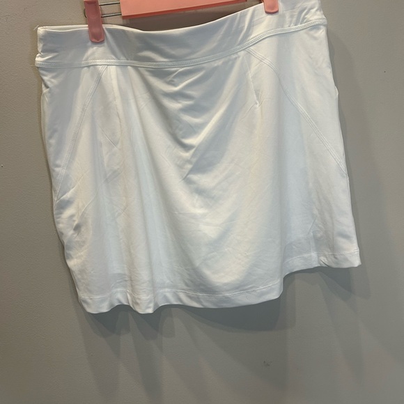 Callaway Golf Skort for Women with TrueSculpt and Opti-Dri Technology - Picture 6 of 8